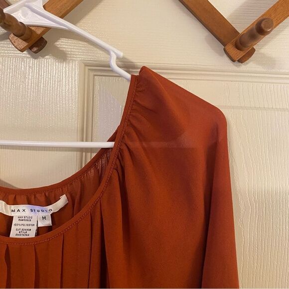 Max Studio Orange Pleated 3/4 Sleeve Blouse - Picture 4 of 9